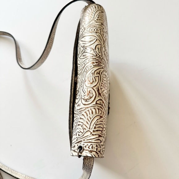 Patricia Nash Metallic Forest Tooled Collection Appricale Leather Crossbody Bag - Picture 9 of 16